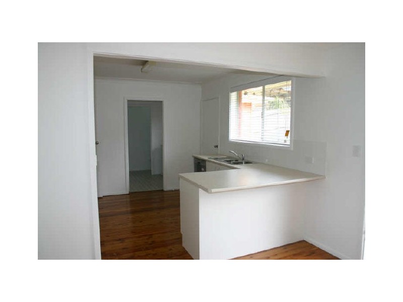 17 Carrington, Curl Curl NSW 2096