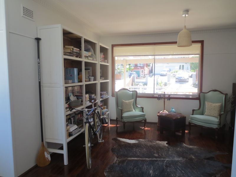 2 Graham Avenue, Freshwater NSW 2096