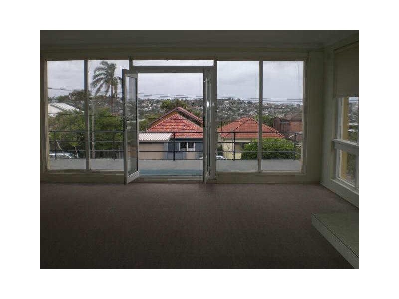 2/52 Gardere Avenue, Curl Curl NSW 2096
