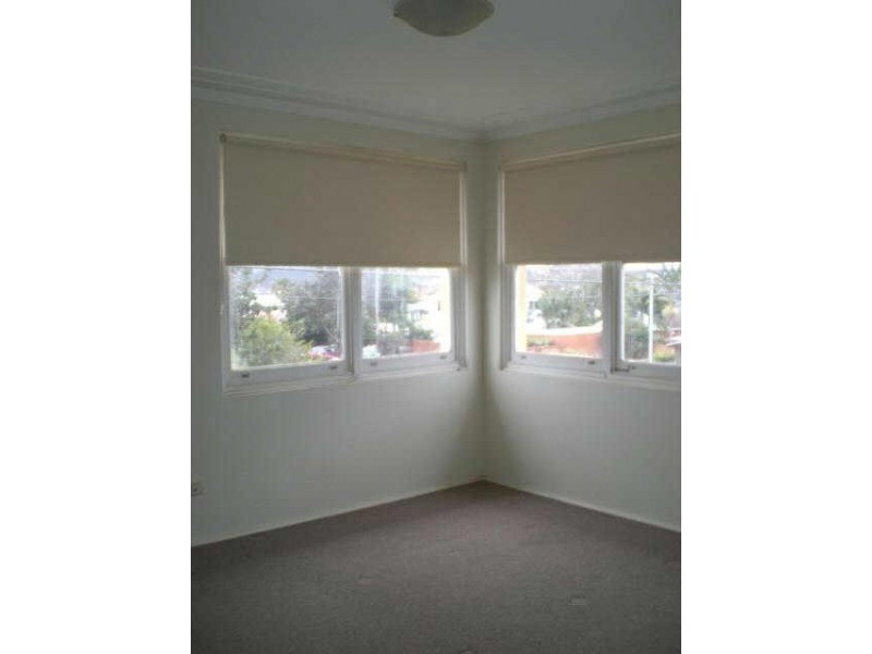 2/52 Gardere Avenue, Curl Curl NSW 2096