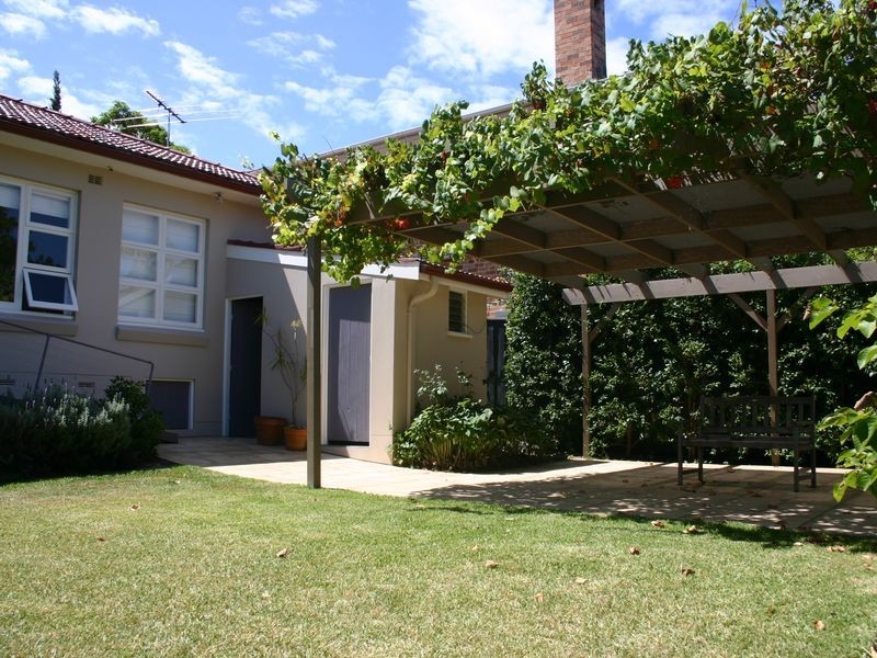 33 Martin Street, Freshwater NSW 2096