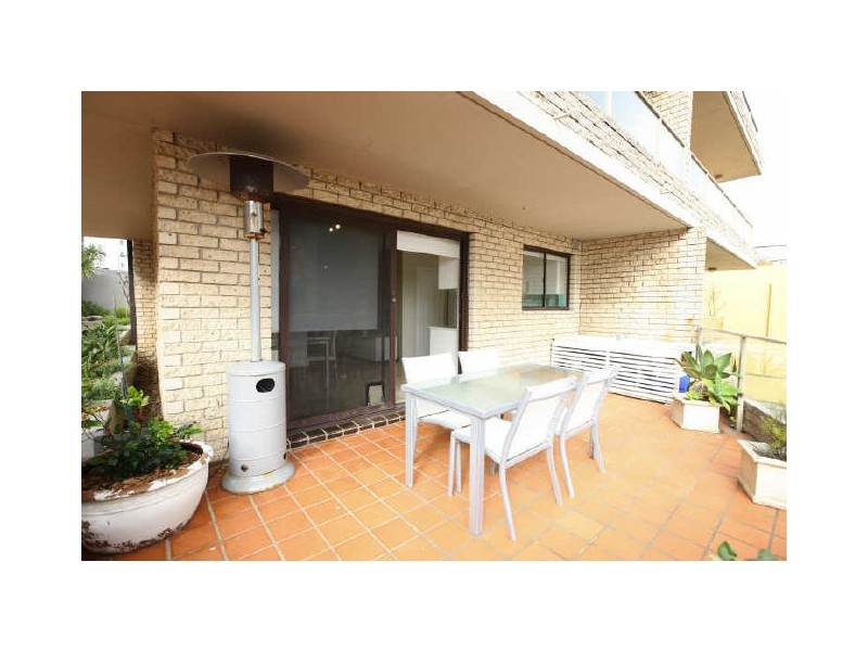 2/32 Queenscliff Road, Queenscliff NSW 2096