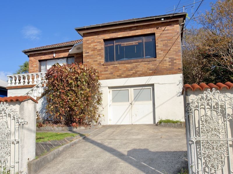 7 Moore Road, Freshwater NSW 2096