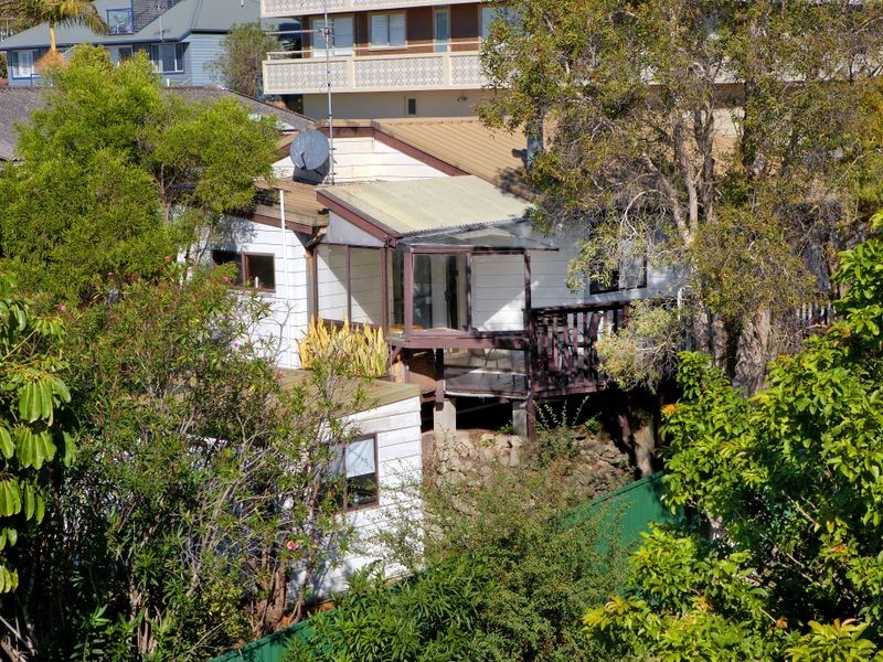 7 Moore Road, Freshwater NSW 2096