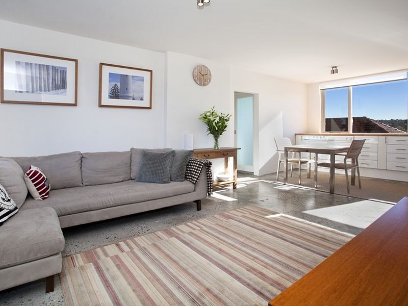 2/12a Corella Street, Freshwater NSW 2096