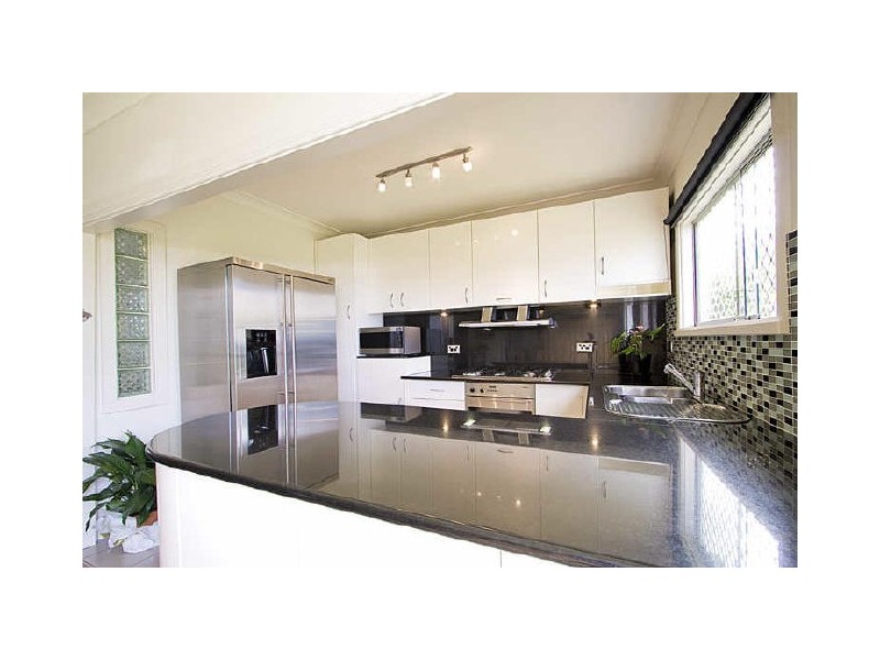 1 Seddon Hill Road, Freshwater NSW 2096