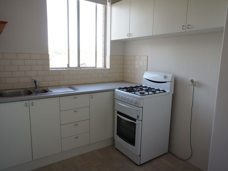 8/12 Ronald Avenue, Freshwater NSW 2096