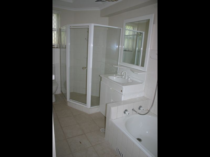 The Crescent, Manly NSW 2095