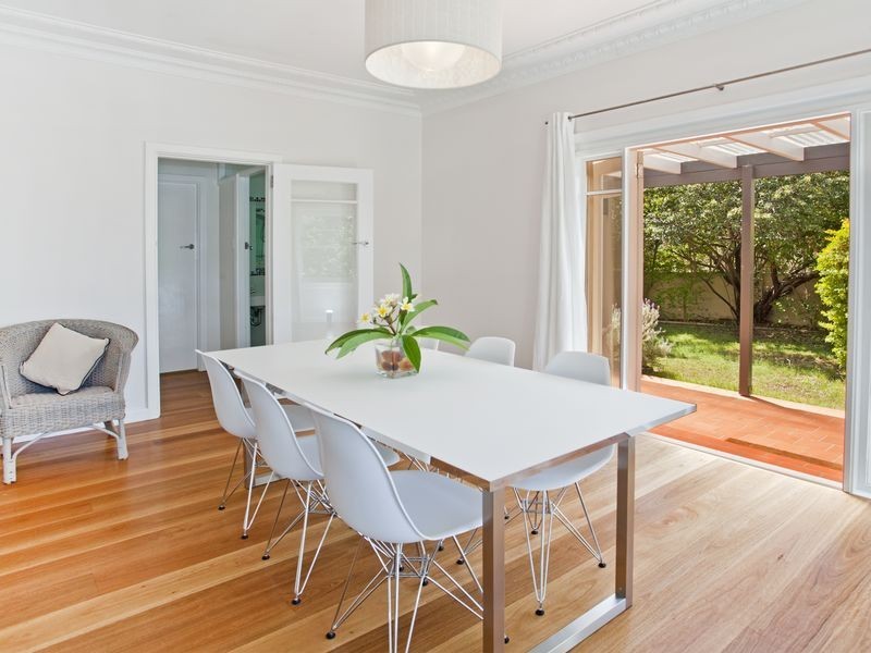 1 Lakeside Crescent, North Manly NSW 2100