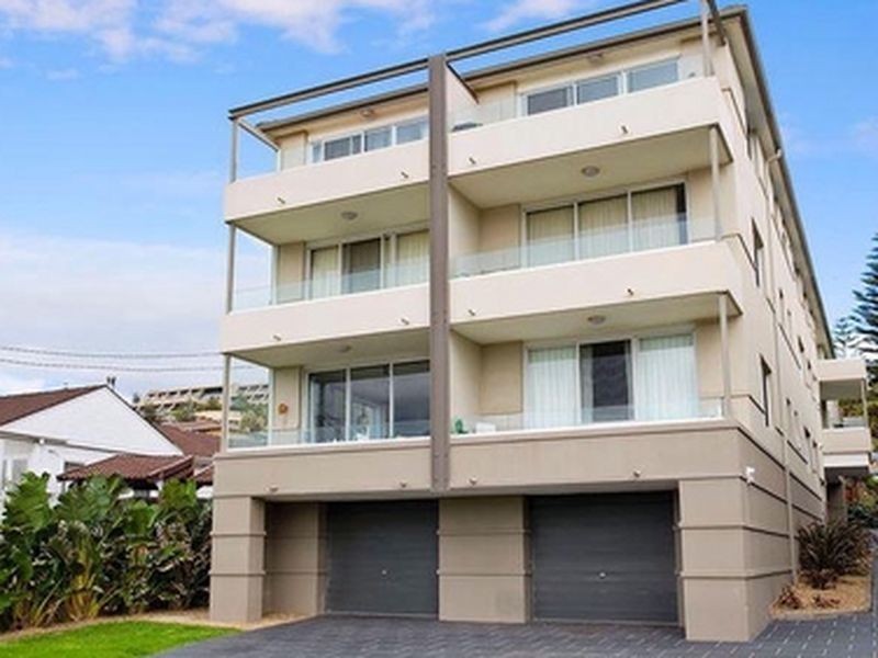 3/64 Carrington Parade, Curl Curl NSW 2096