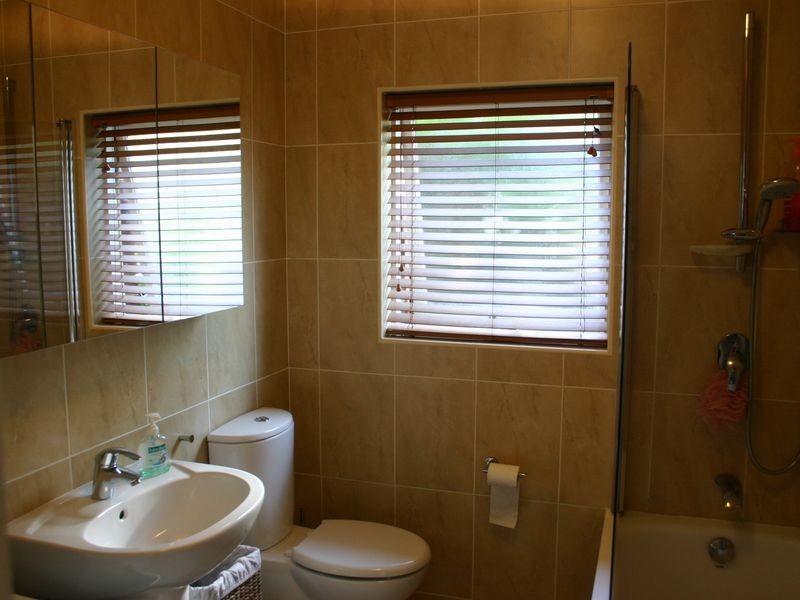 2/45 Wilson Street, Freshwater NSW 2096