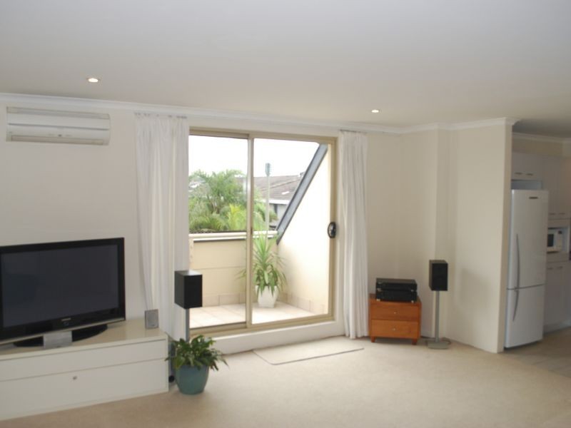 8/127 Crown Road, Queenscliff NSW 2096