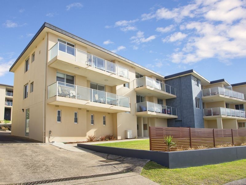 20/52 Carrington Parade, Curl Curl NSW 2096