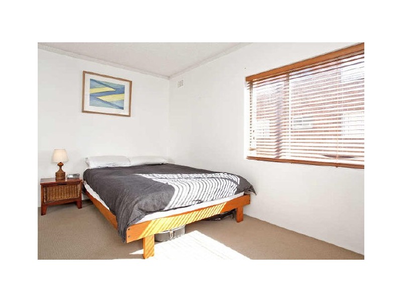 2/68 Crown Road, Queenscliff NSW 2096