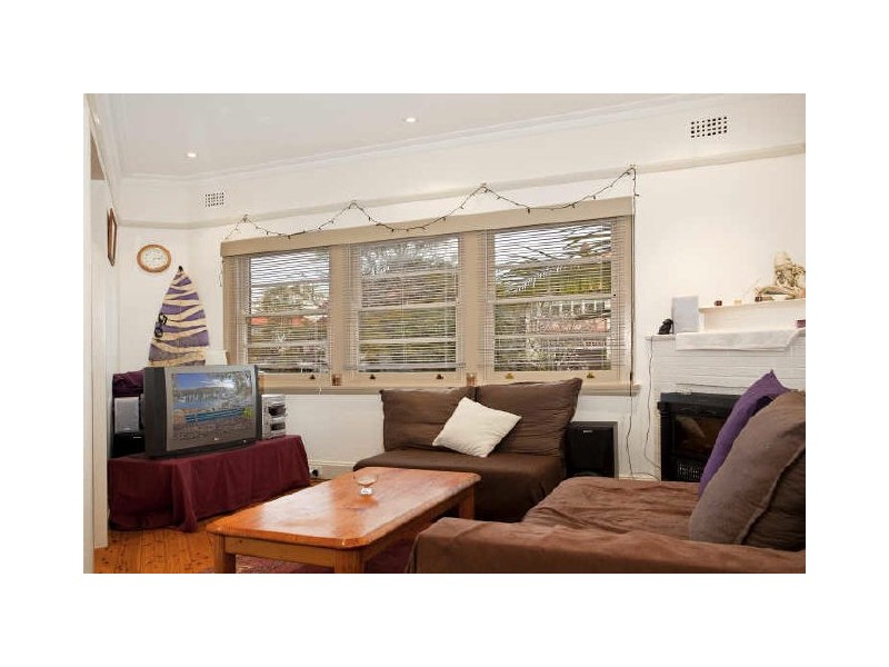 1/19 Bolingbroke Parade, Fairlight NSW 2094