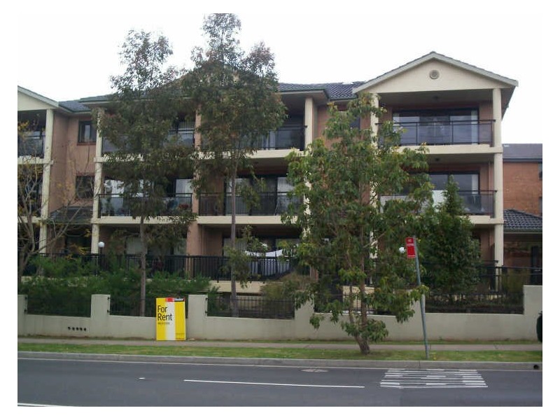 4/8-12 Alexandra Avenue, Westmead NSW 2145