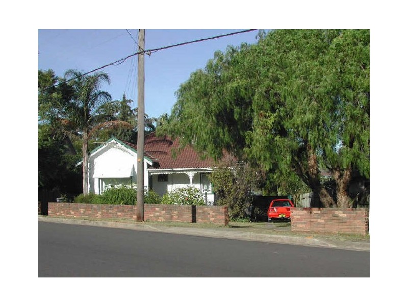 39 Lower Mount Street, Wentworthville NSW 2145