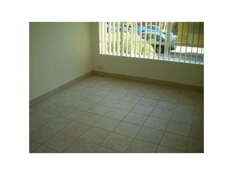 2/137 Military Road, Guildford NSW 2161