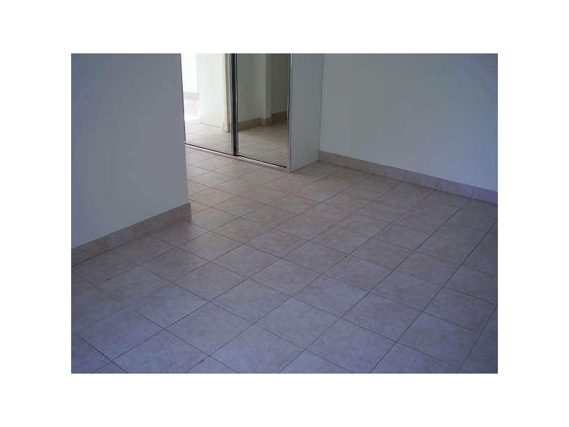 2/137 Military Road, Guildford NSW 2161