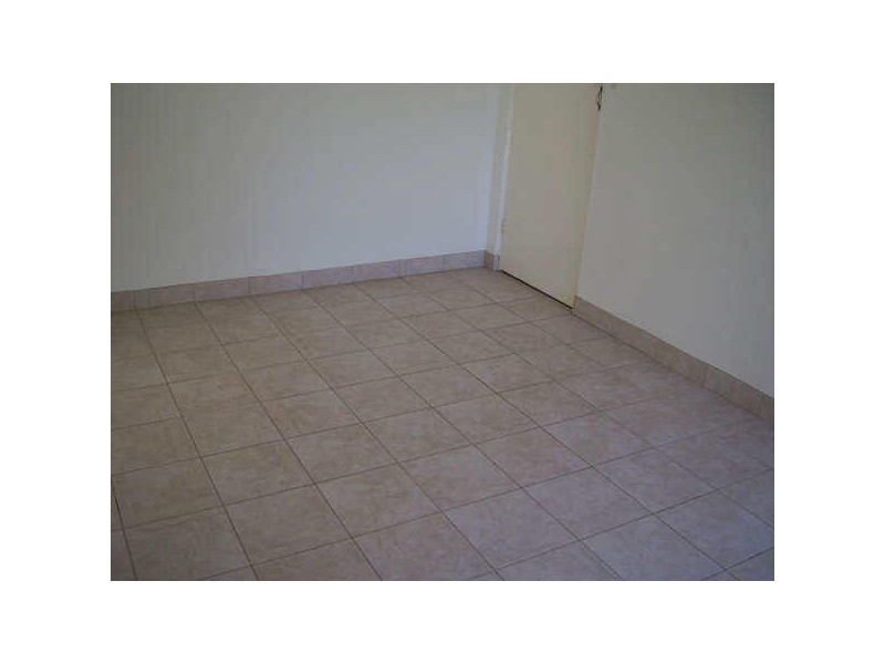 2/137 Military Road, Guildford NSW 2161