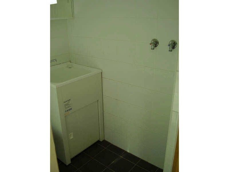 2/137 Military Road, Guildford NSW 2161