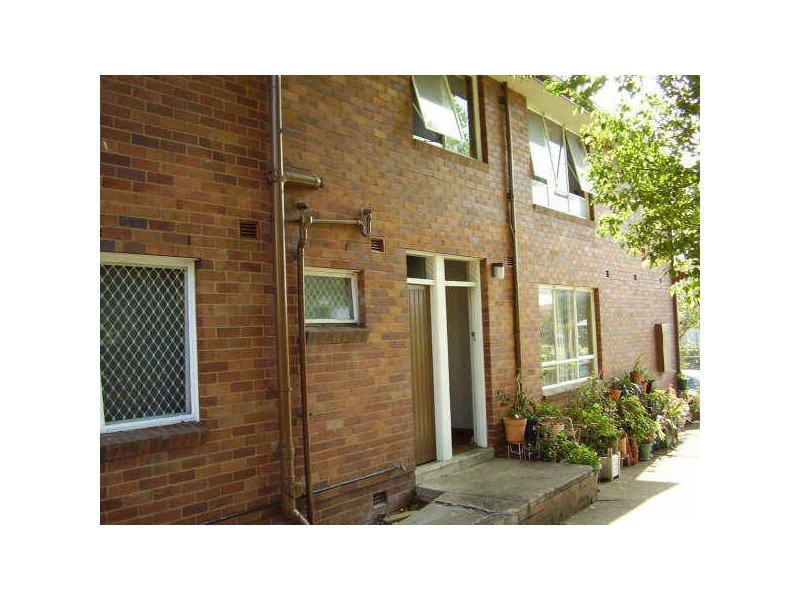 2/137 Military Road, Guildford NSW 2161