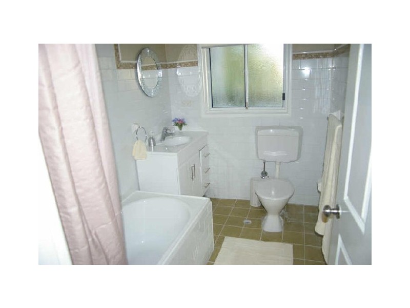 13 Harris Road, Constitution Hill NSW 2145