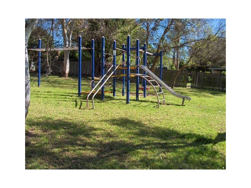 11 Bridge Road, Westmead NSW 2145