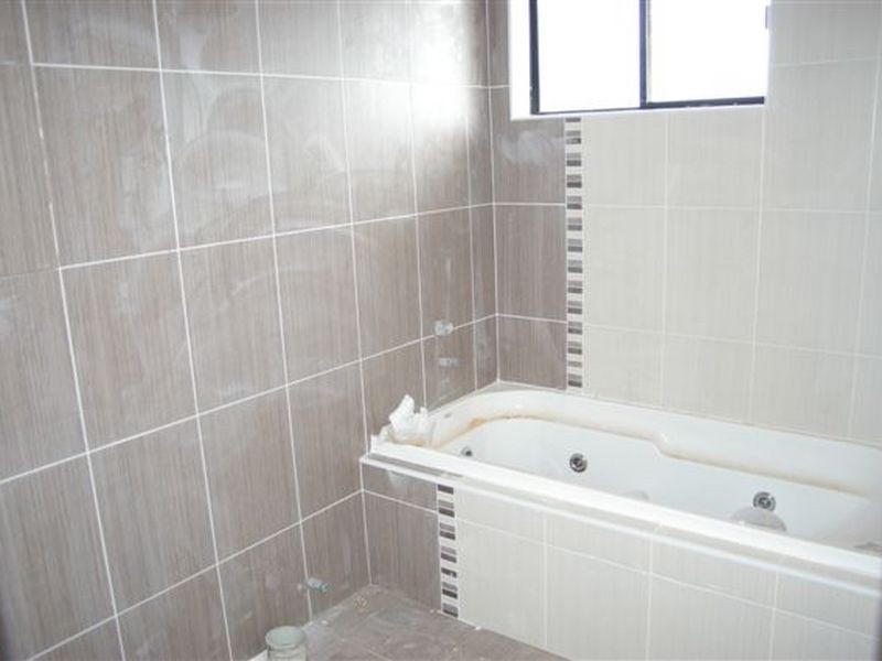8A Essington Street, Wentworthville NSW 2145