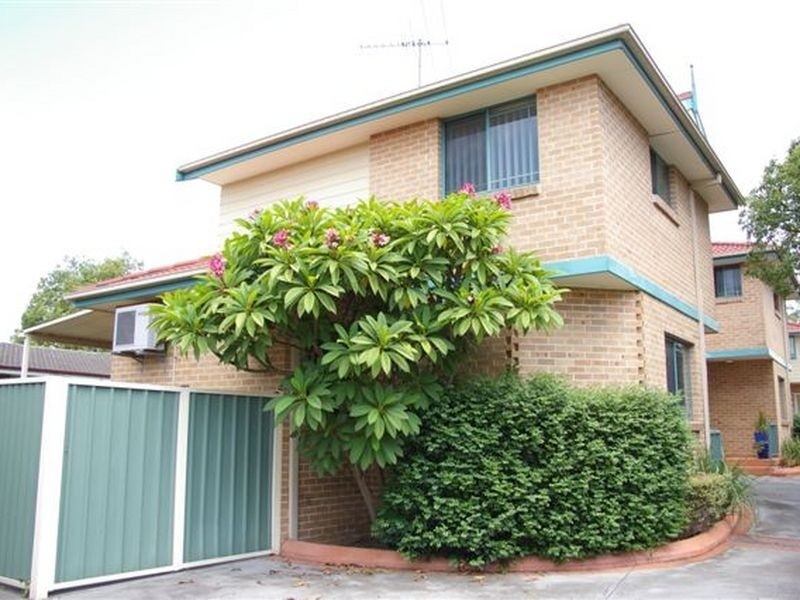 4/17 Lansdowne Street, Merrylands NSW 2160