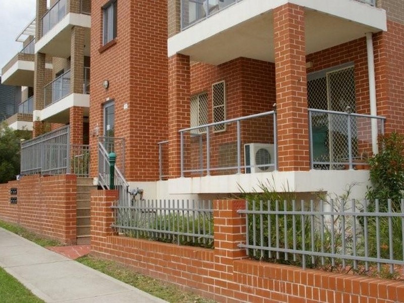 14/154 Bridge Road, Westmead NSW 2145