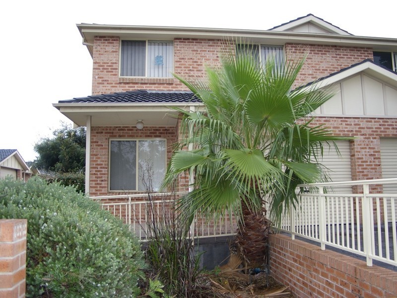 2/1-3 Hampden Road, South Wentworthville NSW 2145