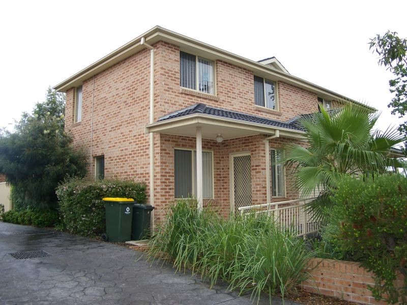 2/1-3 Hampden Road, South Wentworthville NSW 2145
