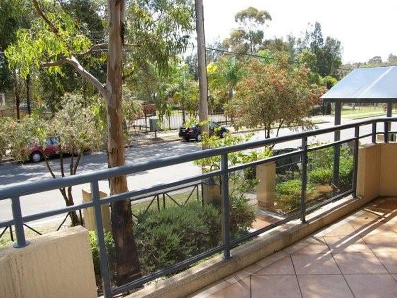 8/62 Fullagar Road, Wentworthville NSW 2145