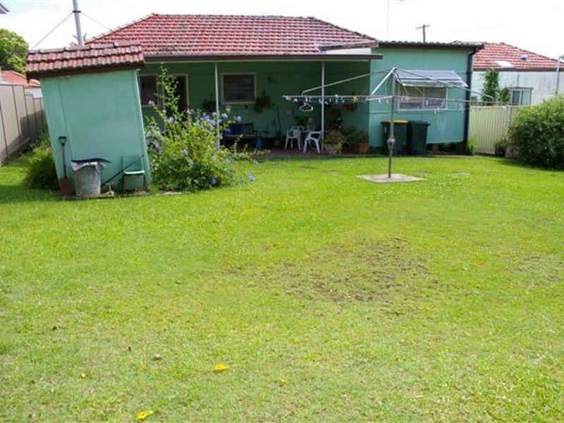 7 Bates Avenue, South Wentworthville NSW 2145