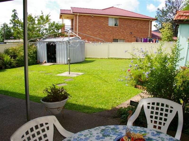 7 Bates Avenue, South Wentworthville NSW 2145