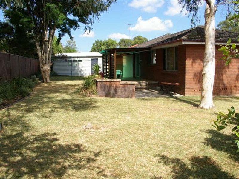 17 Santiago Place, Seven Hills NSW 2147