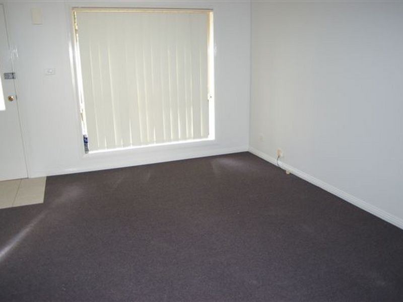 1/79 Targo Road, Pendle Hill NSW 2145