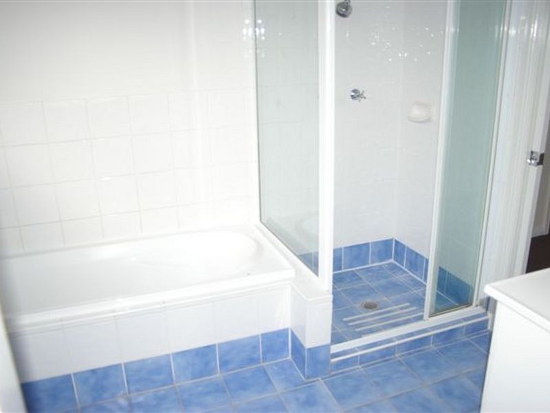 1/79 Targo Road, Pendle Hill NSW 2145