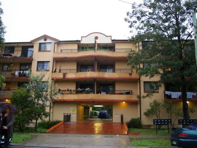 20/4-8 Burford Street, Merrylands NSW 2160