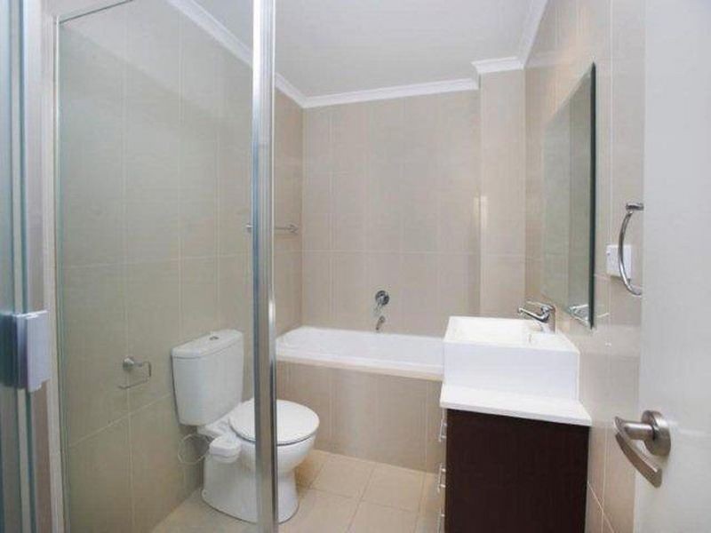 15/14-18 Reid Avenue, Westmead NSW 2145