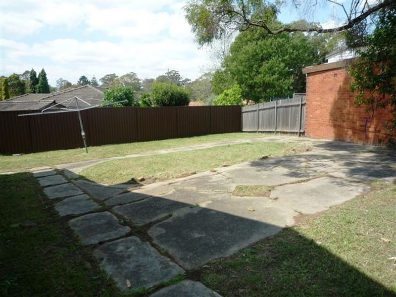 83 Binalong Road, Pendle Hill NSW 2145