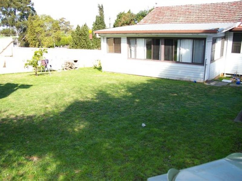 11 Fielders Street, Seven Hills NSW 2147