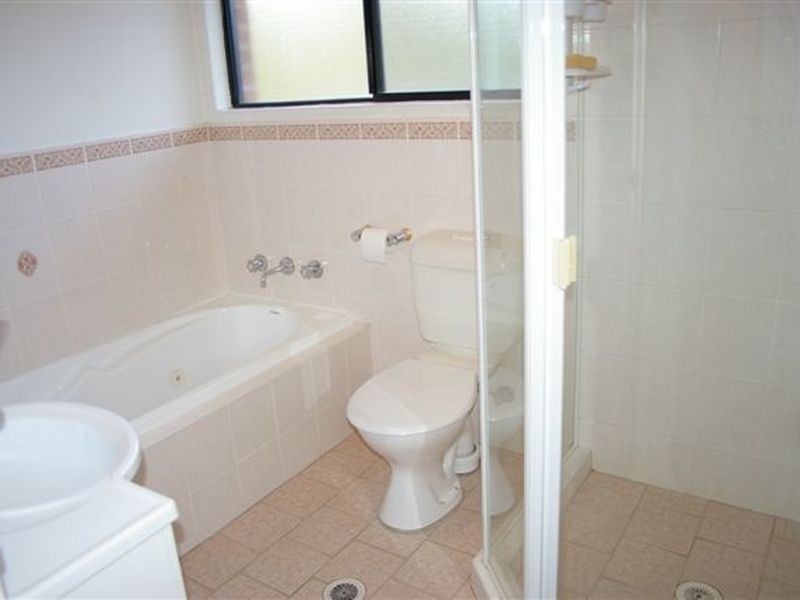 17/62 Fullagar Road, Wentworthville NSW 2145