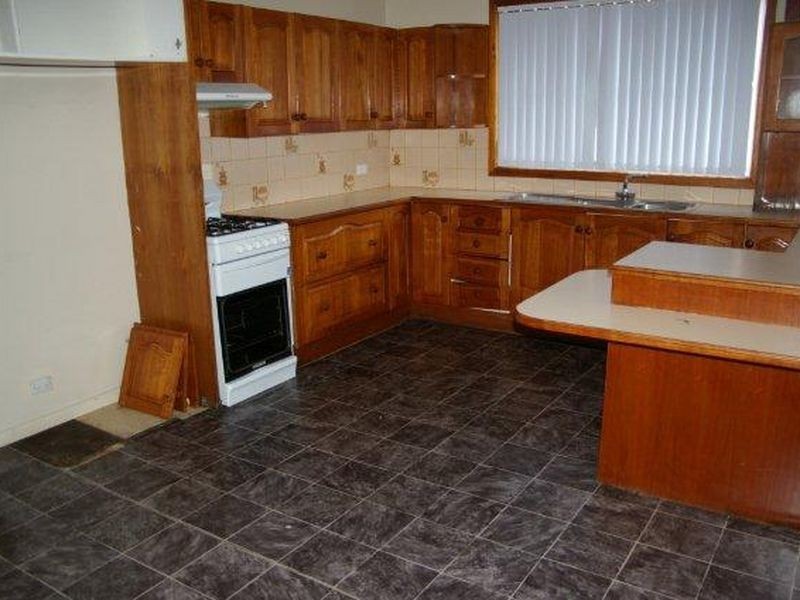 10 Berith Road, Greystanes NSW 2145