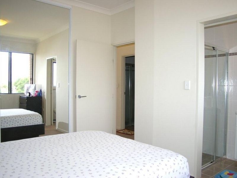 11/4 Darcy Road, Westmead NSW 2145