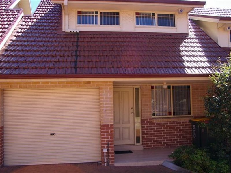 8/3-5 Chelmsford Road, South Wentworthville NSW 2145