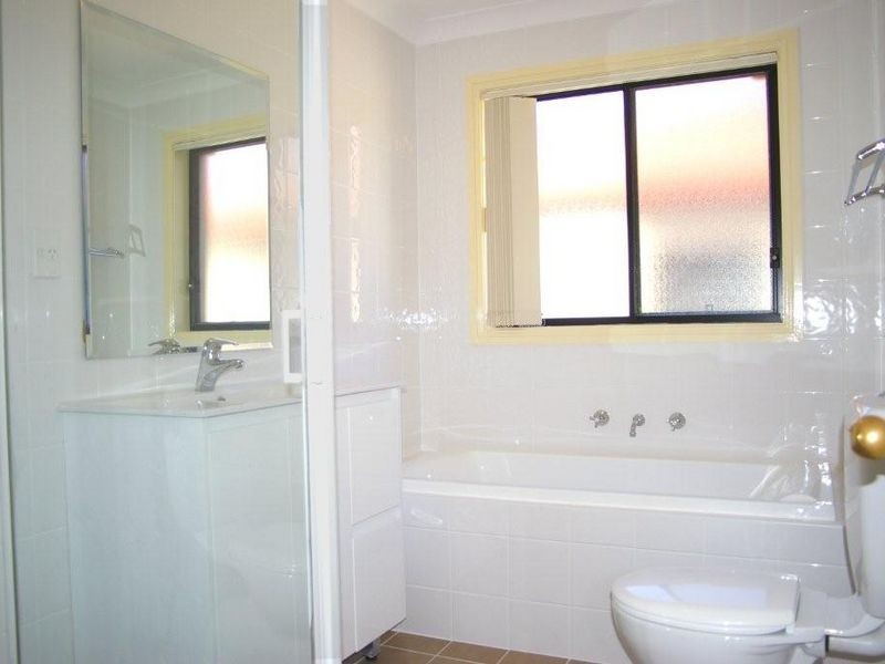 11B Oatlands Street, Wentworthville NSW 2145