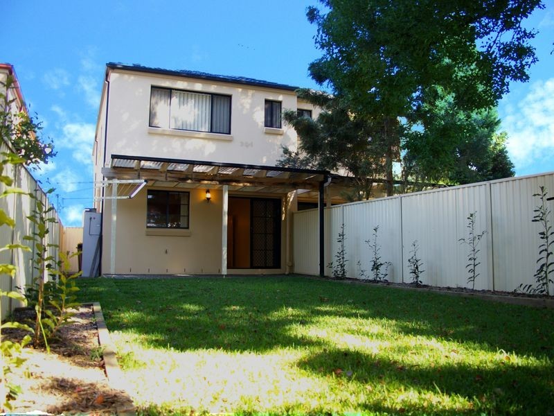 11B Oatlands Street, Wentworthville NSW 2145