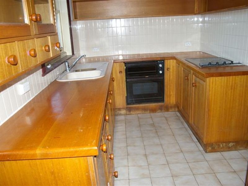 83 Binalong Road, Pendle Hill NSW 2145